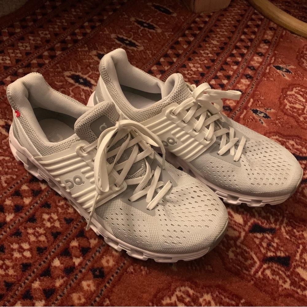 Used W7.5 On Cloud running shoes